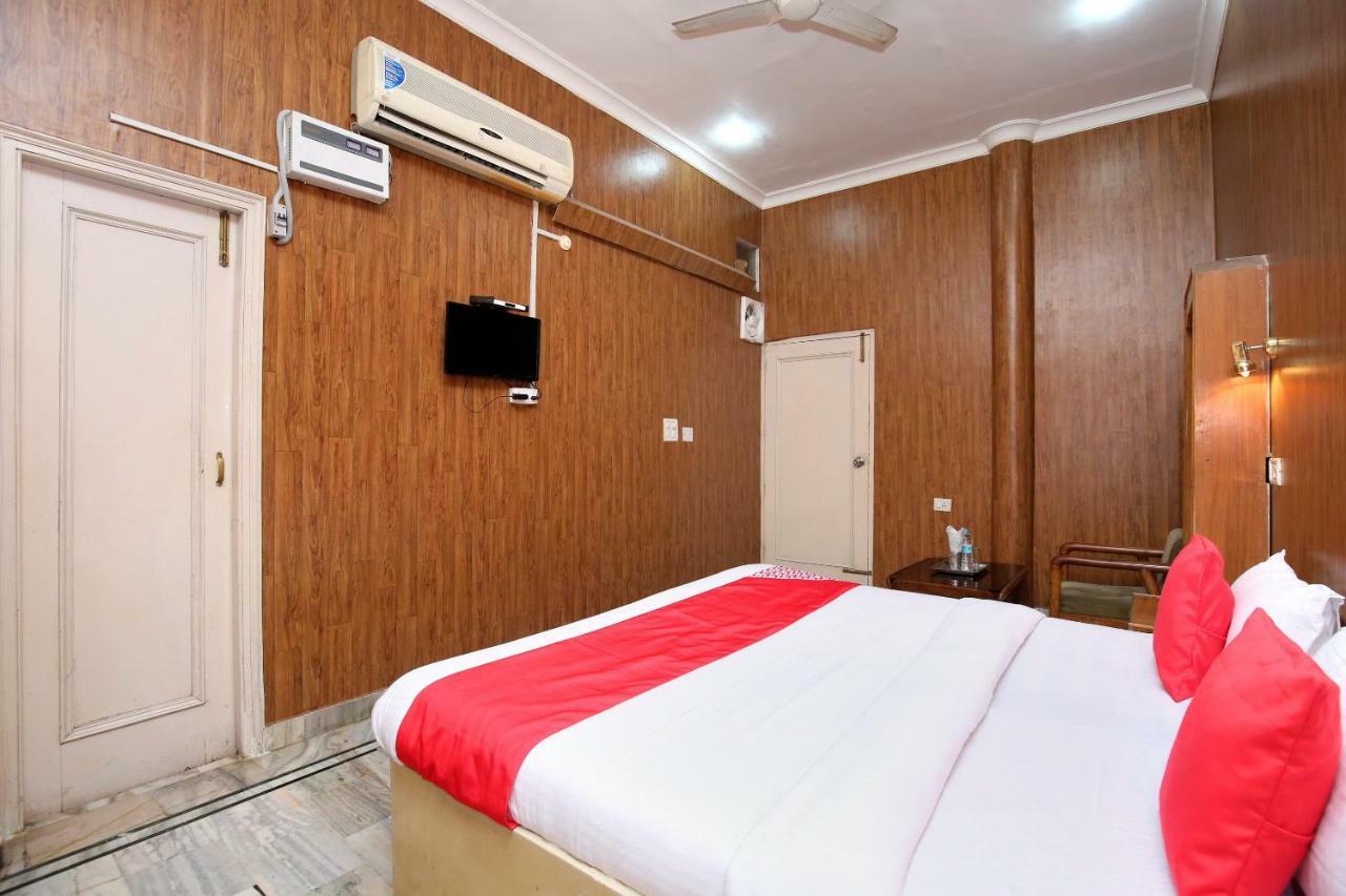 Oyo 24073 Hotel Hari Darshan Amritsar Exterior foto