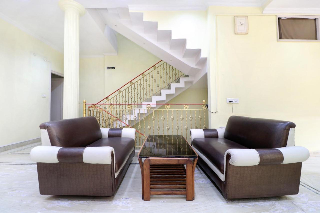 Oyo 24073 Hotel Hari Darshan Amritsar Exterior foto